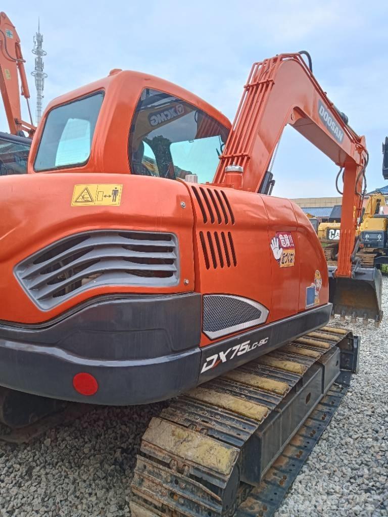 Doosan DX 75 Mini ekskavatörler, 7 tona dek