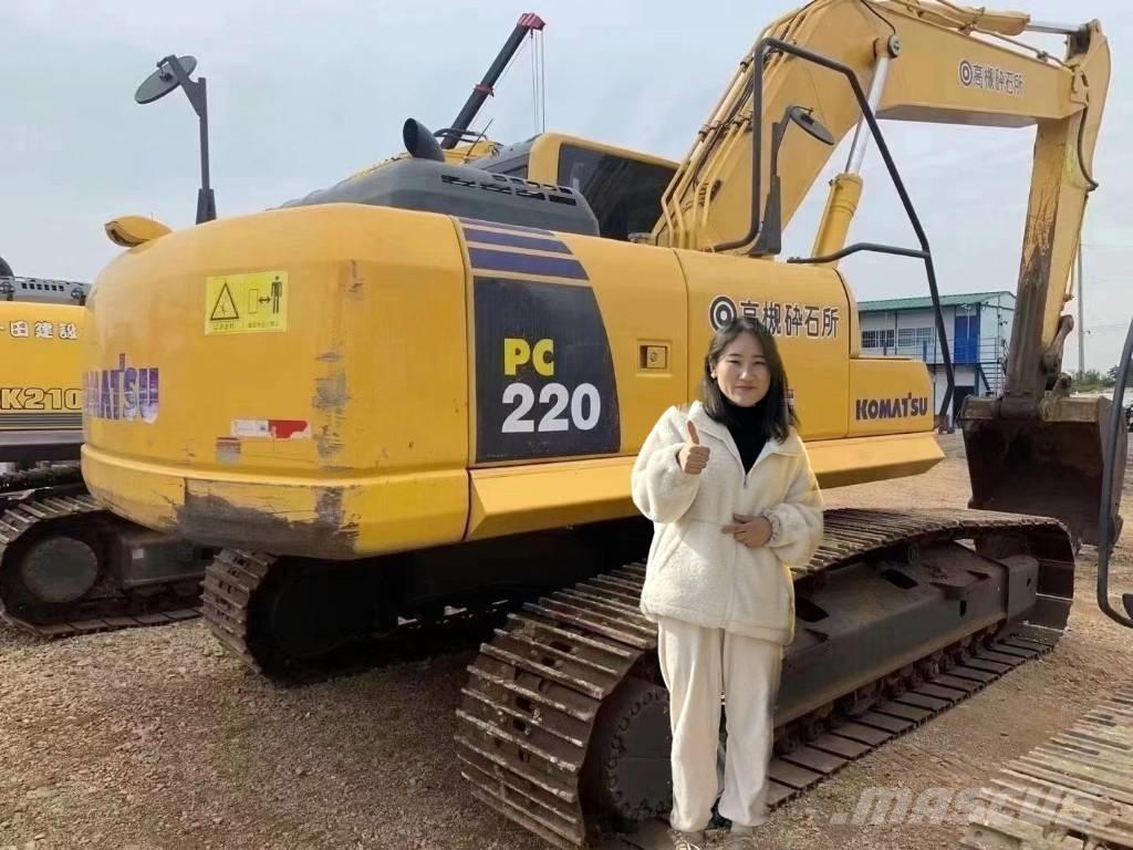 Komatsu PC 220-8 Paletli ekskavatörler