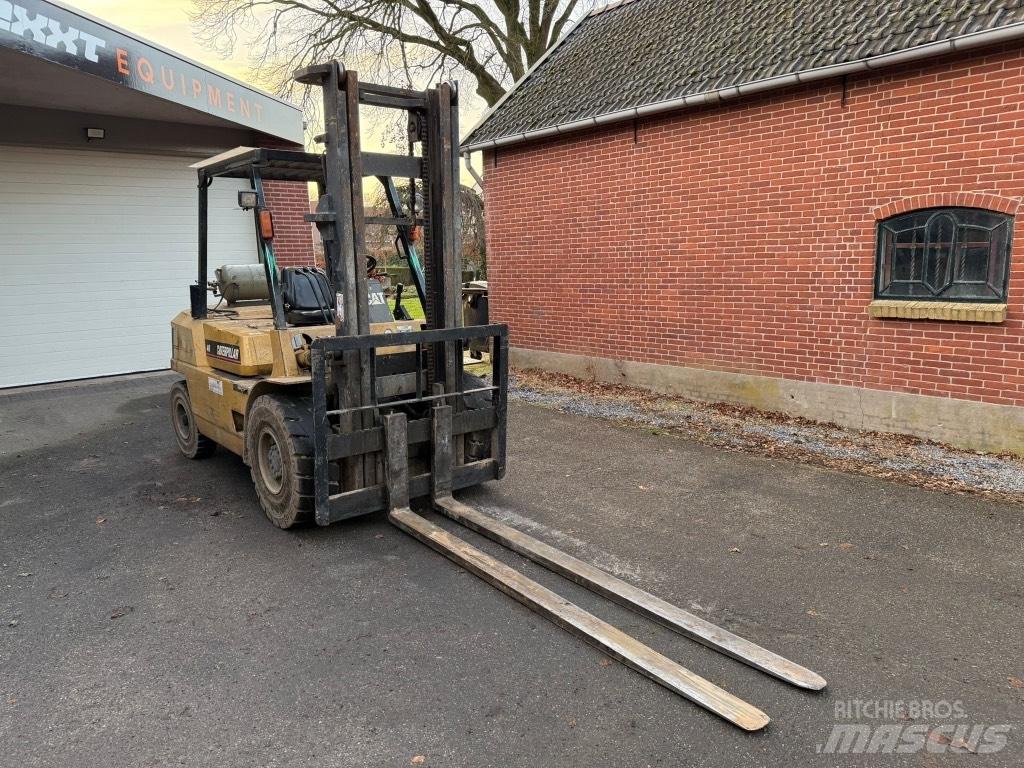 CAT GP 40 LPG'li forkliftler
