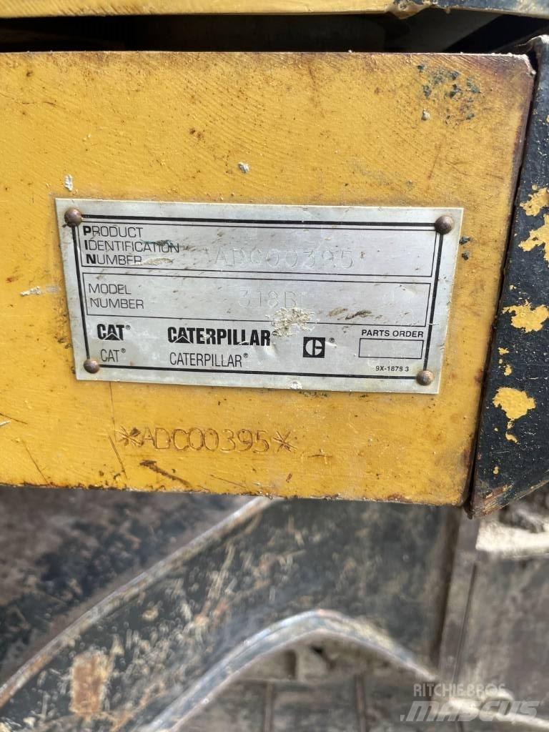 CAT 318 B L Paletli ekskavatörler
