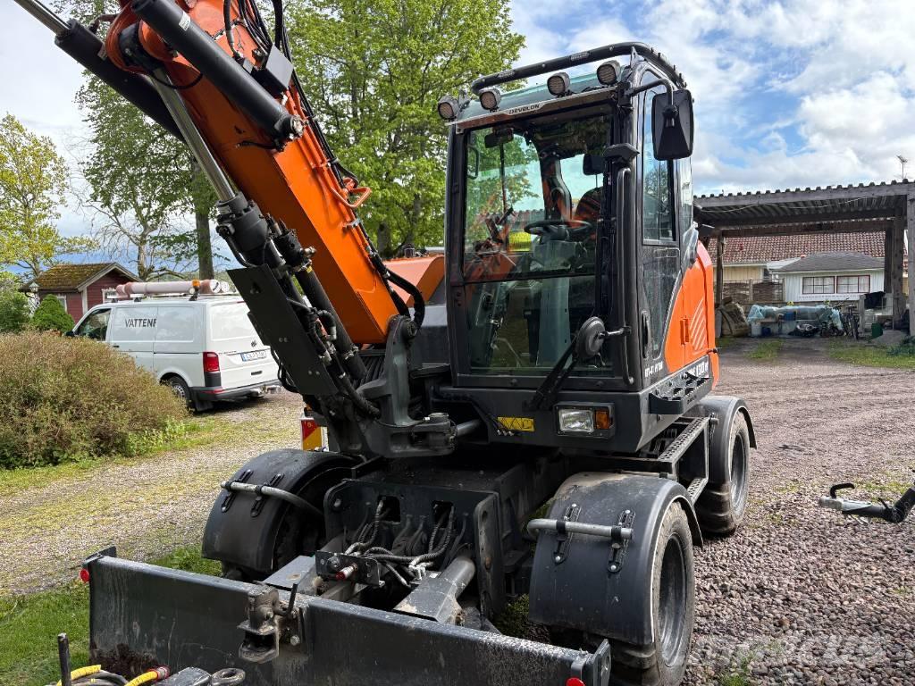 Develon DX 100 W-7 Lastik tekerli ekskavatörler