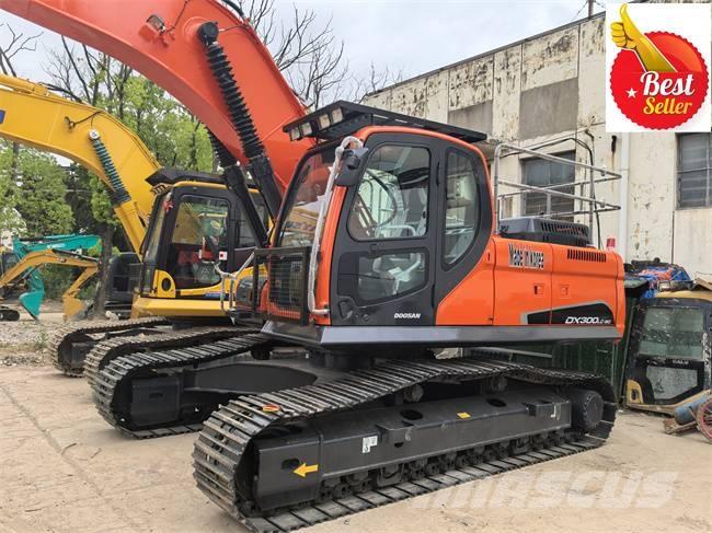 Doosan DX 300 LC Paletli ekskavatörler