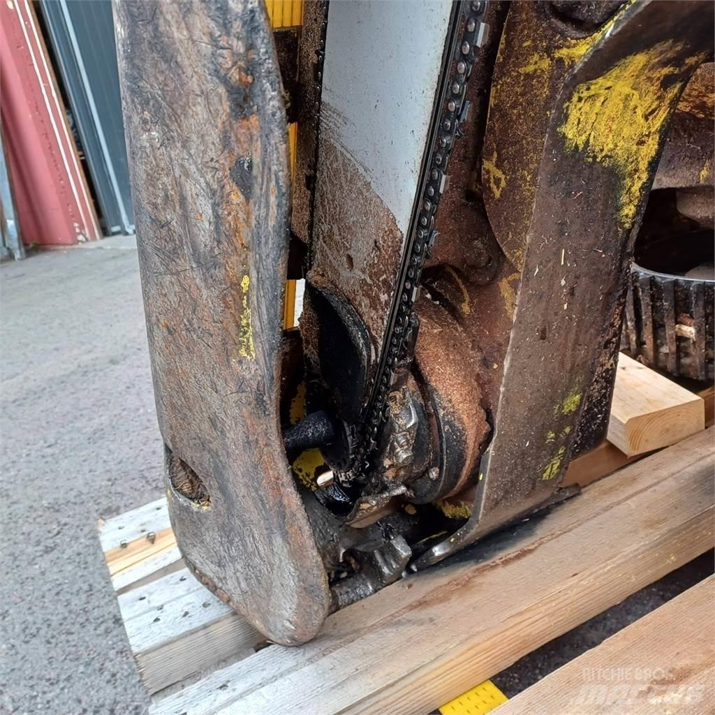 John Deere H415 Agaç kesme robotlari