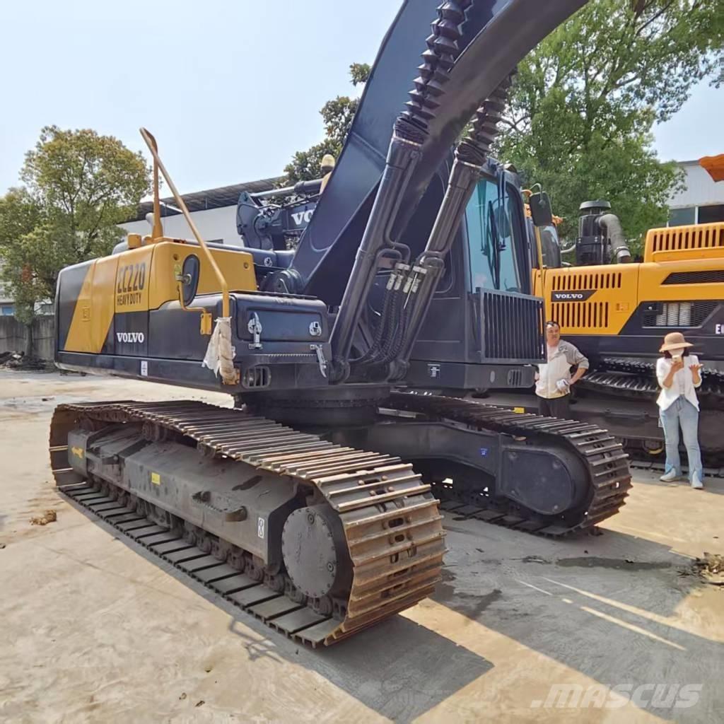 Volvo EC 220 DL Paletli ekskavatörler