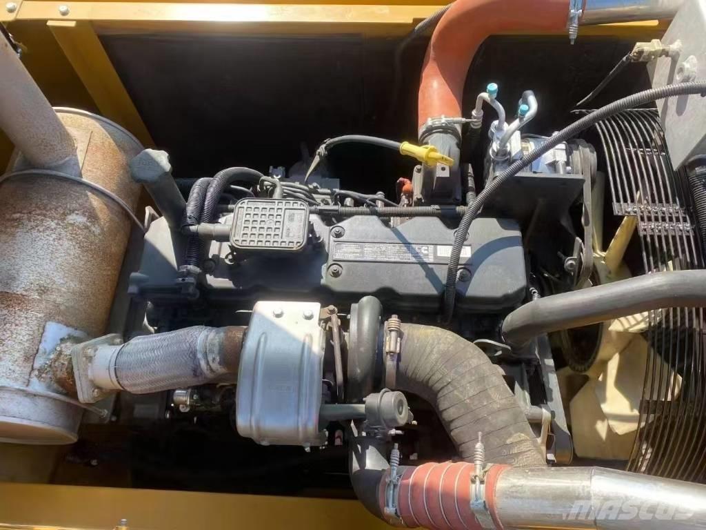 XCMG XE 305DX Paletli ekskavatörler