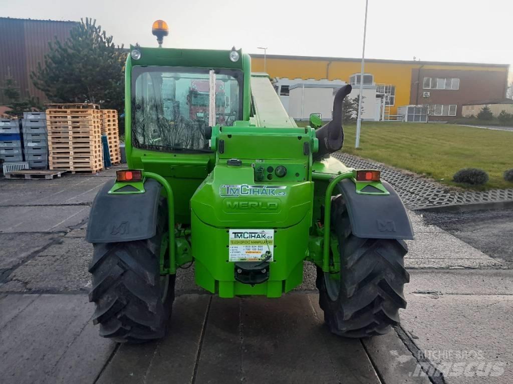 Merlo P 32.6 PLUS Tarimsal teleskopik yükleyiciler