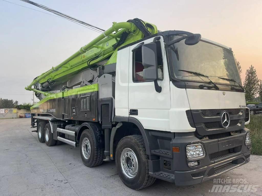 Zoomlion 56M Beton pompaları
