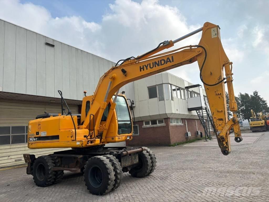 Hyundai 140W-7 Lastik tekerli ekskavatörler