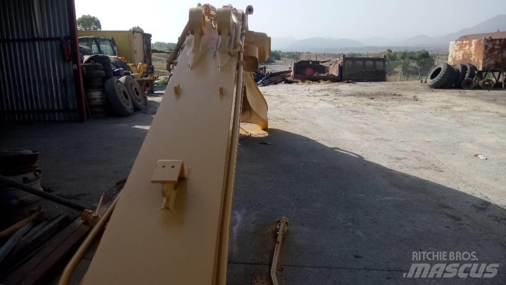 CAT 245 Bomlar ve kollar