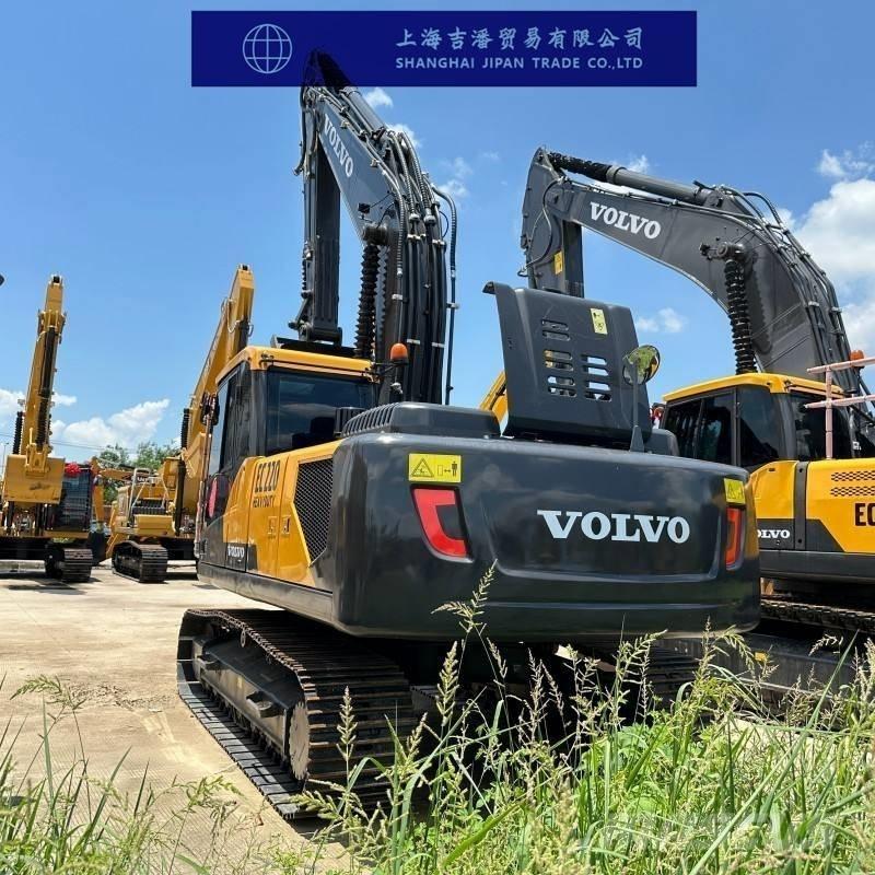 Volvo EC 220 D Paletli ekskavatörler