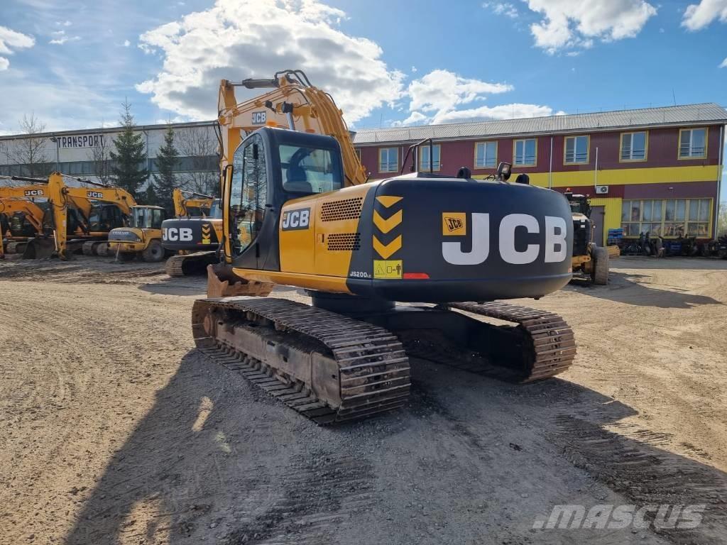 JCB JS 200 LC Paletli ekskavatörler