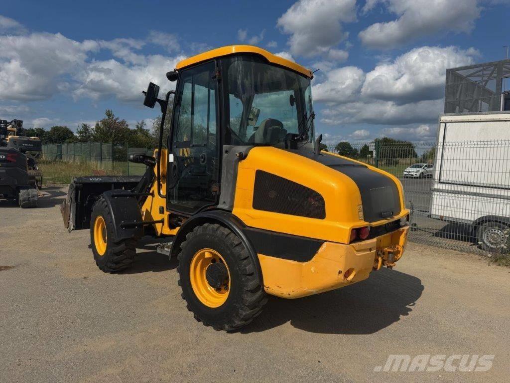JCB 406 T4 Tekerlekli yükleyiciler