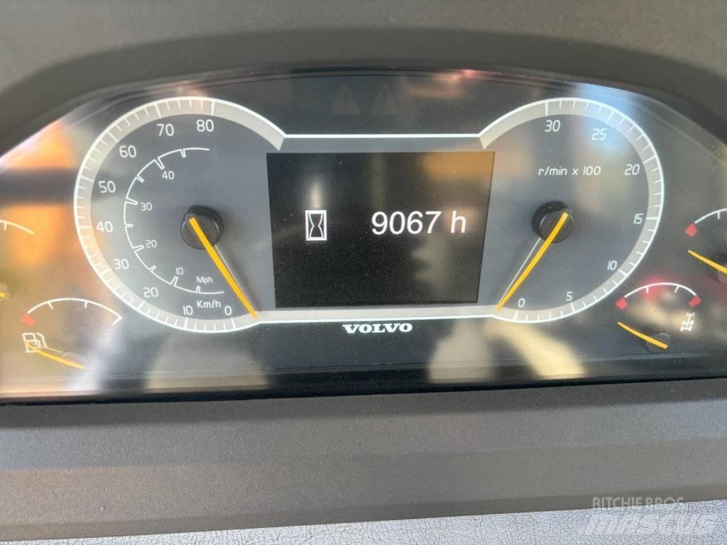 Volvo A40f Belden kirma kaya kamyonu