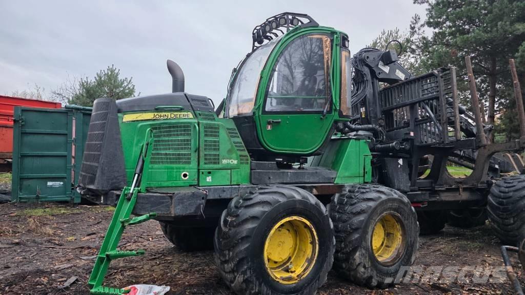 John Deere 1510 E Tomruk yükleyici traktörler