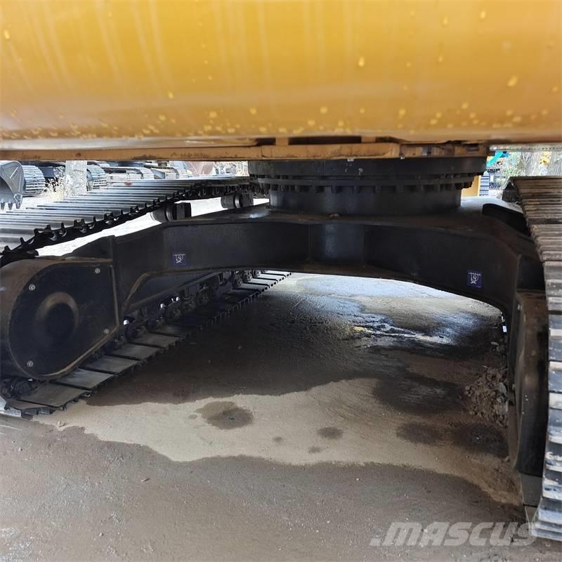 CAT 330 D Paletli ekskavatörler