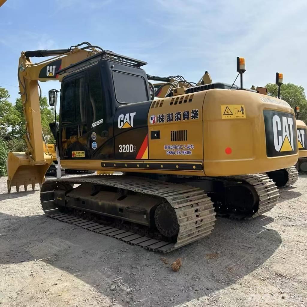 CAT 320 D Paletli ekskavatörler