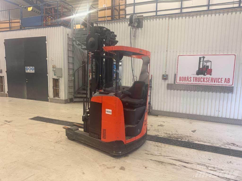 BT Toyota RRE 160 Reach truck - depo içi istif araçları