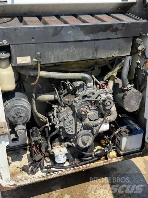 Bobcat 553 Skid steer loderler