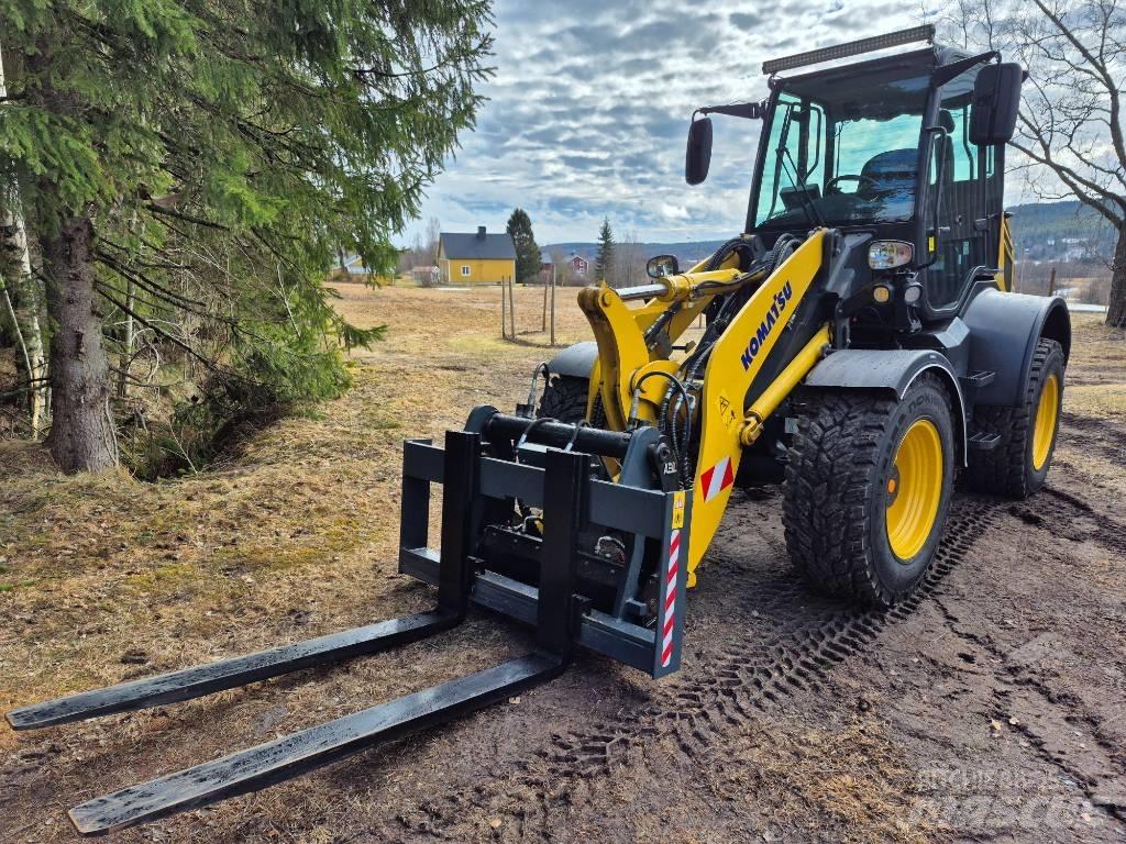 Komatsu WA 100 M Tekerlekli yükleyiciler