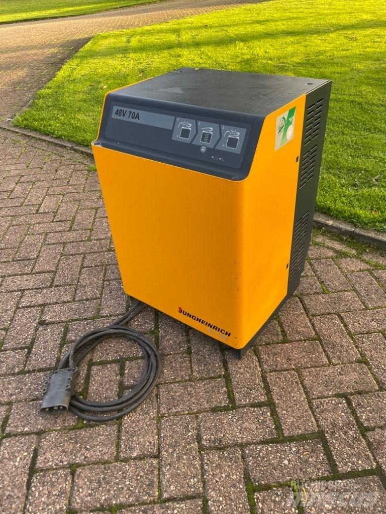 Jungheinrich ETV 114 Reach truck - depo içi istif araçları