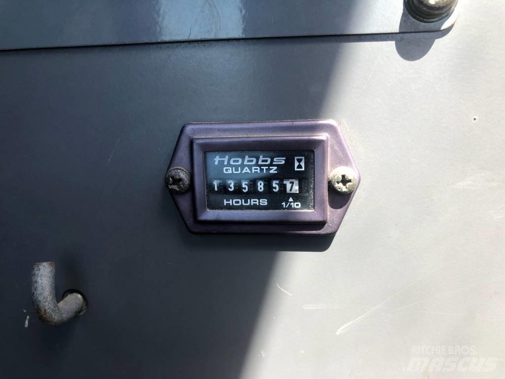 Manitowoc 10000 Paletli vinçler
