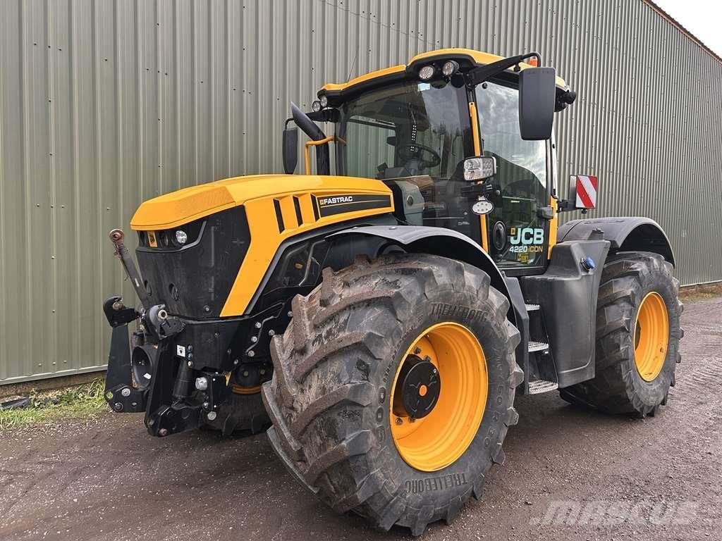 JCB Fastrac 4220 Traktörler
