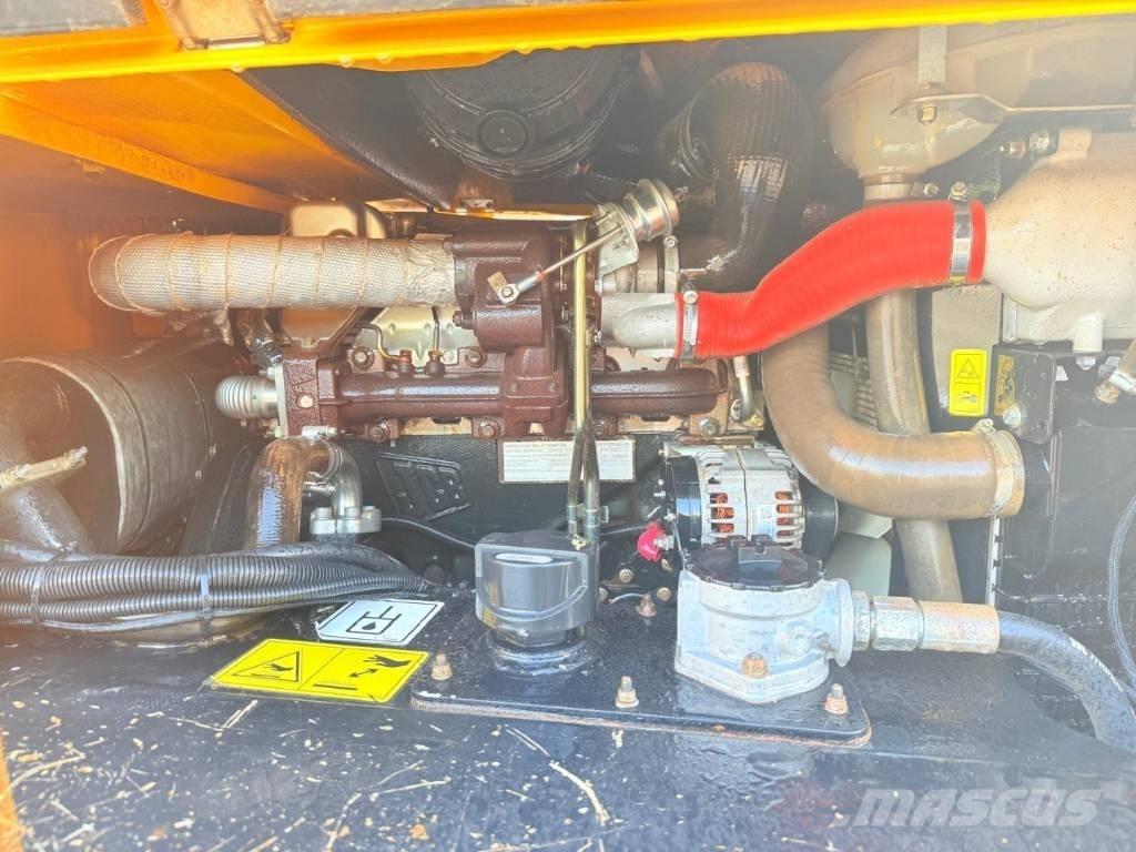 JCB 6 T Belden kirma kamyonlar