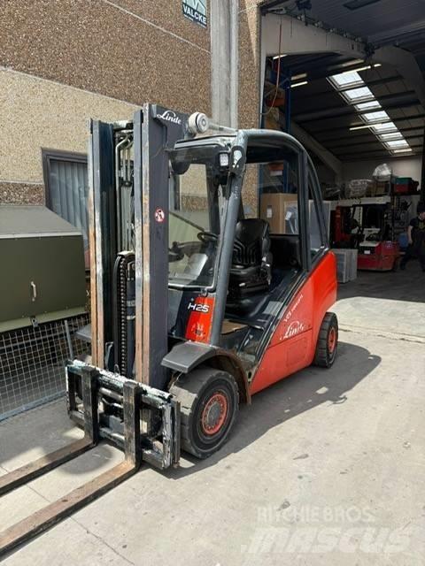 Linde H 25 D Dizel forkliftler