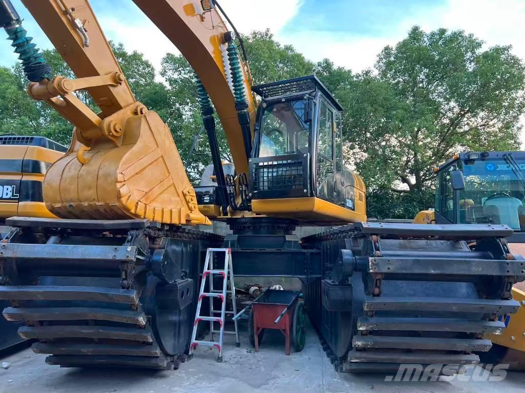 CAT 320D2 Amfibi Ekskavatörler