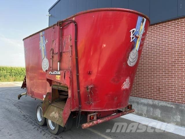 Peecon 26M³ Mikser besleyiciler