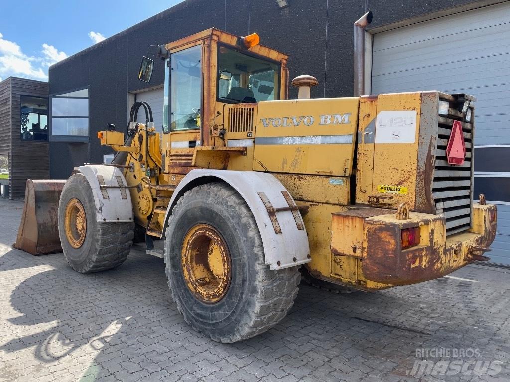 Volvo L120B Tekerlekli yükleyiciler