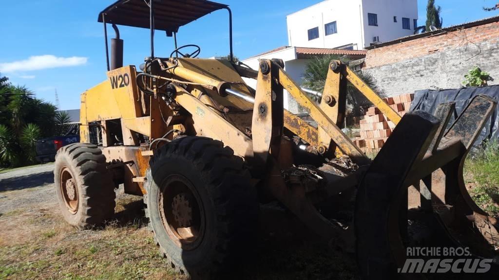 CASE W20B Tekerlekli yükleyiciler