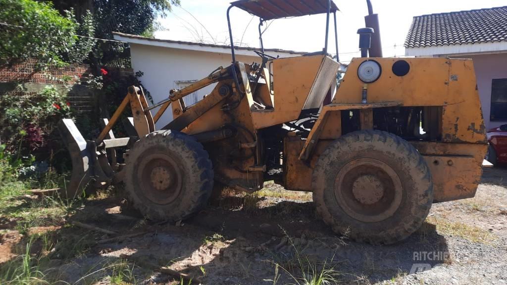 CASE W20B Tekerlekli yükleyiciler
