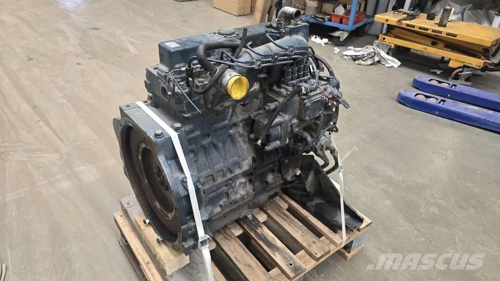 Kubota V 2403 Motorlar
