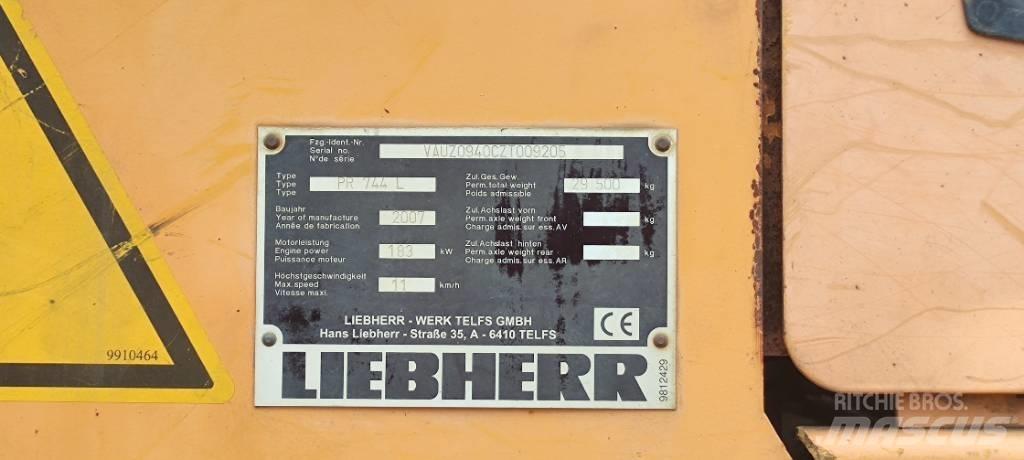 Liebherr PR 744 L Paletli dozerler