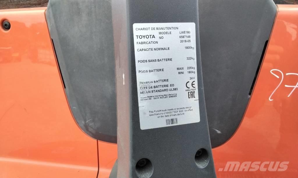 Toyota LWE 180 Düsük seviye kaldirici