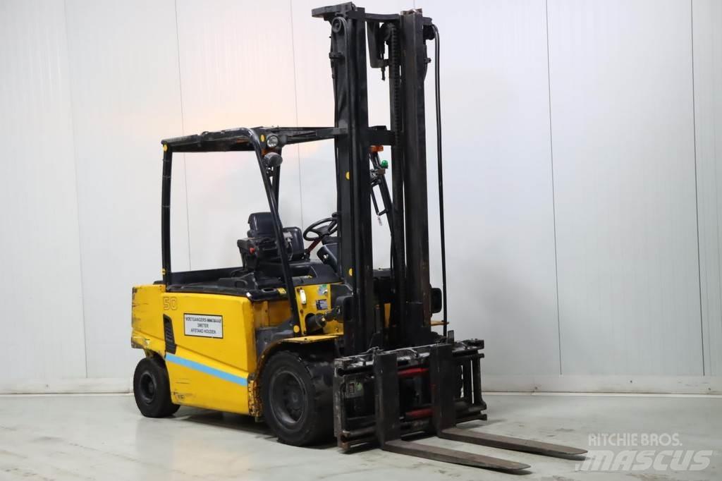 Hyundai 50B-9 Elektrikli forkliftler