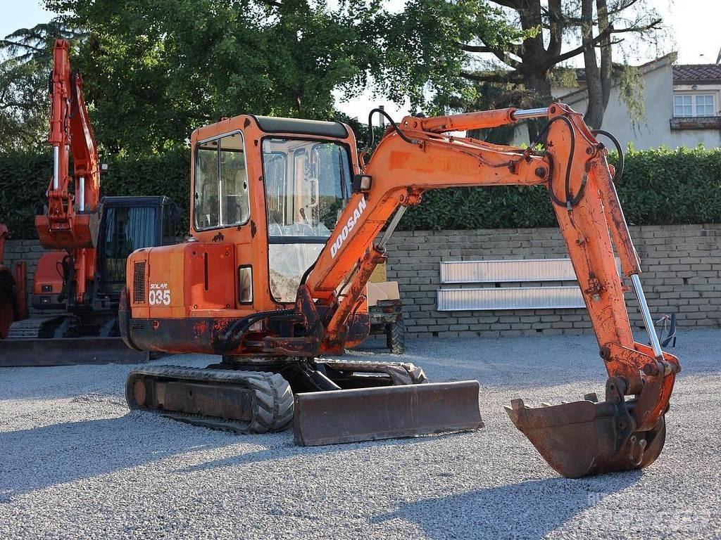 Doosan SOLAR035 Mini ekskavatörler, 7 tona dek