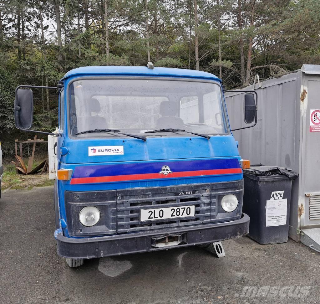 Avia 30N Flatbed kamyonlar