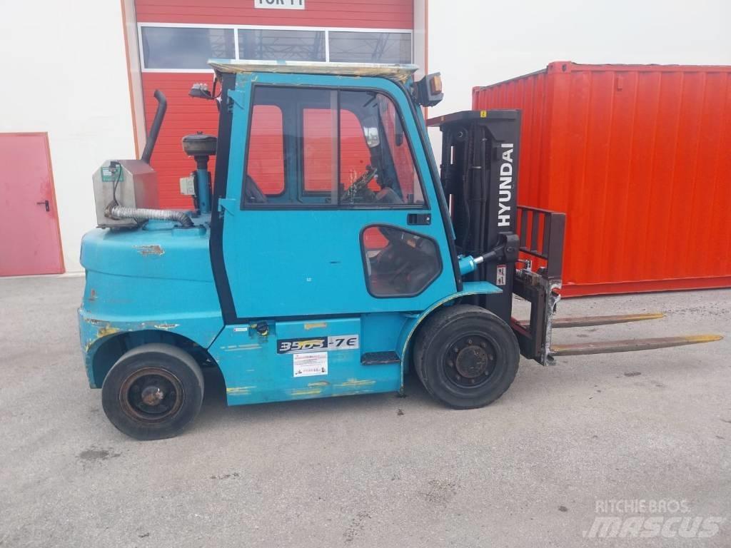 Hyundai 35 DS-7 Dizel forkliftler