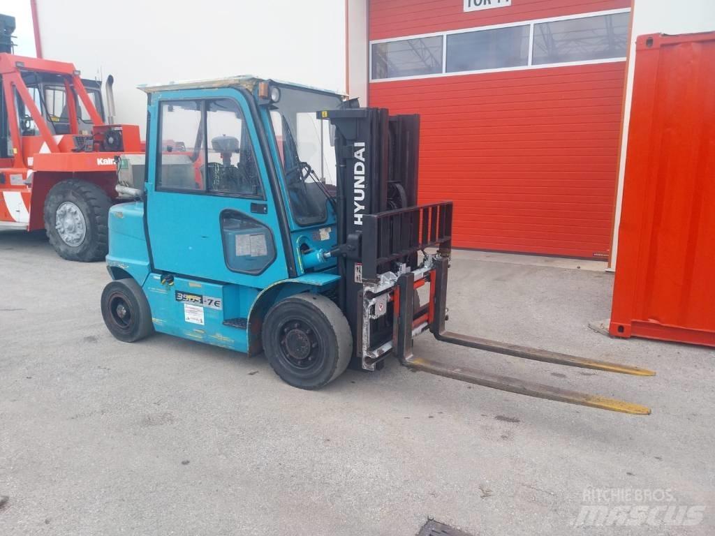 Hyundai 35 DS-7 Dizel forkliftler