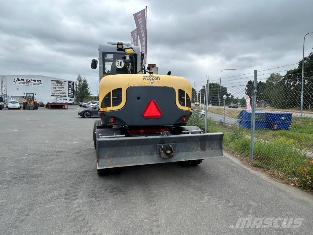 Wacker Neuson EW100 Lastik tekerli ekskavatörler