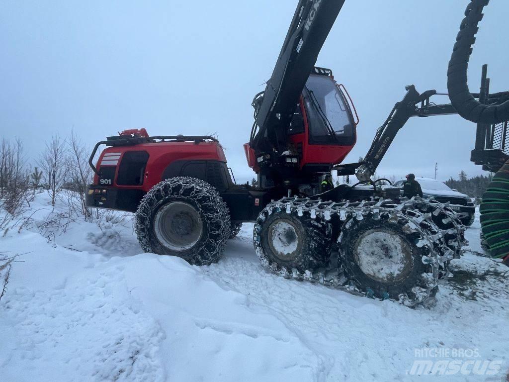 Komatsu 901 Biçerdöverler