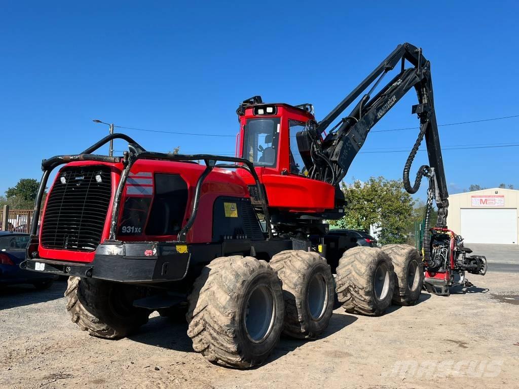 Komatsu 931 XC Biçerdöverler