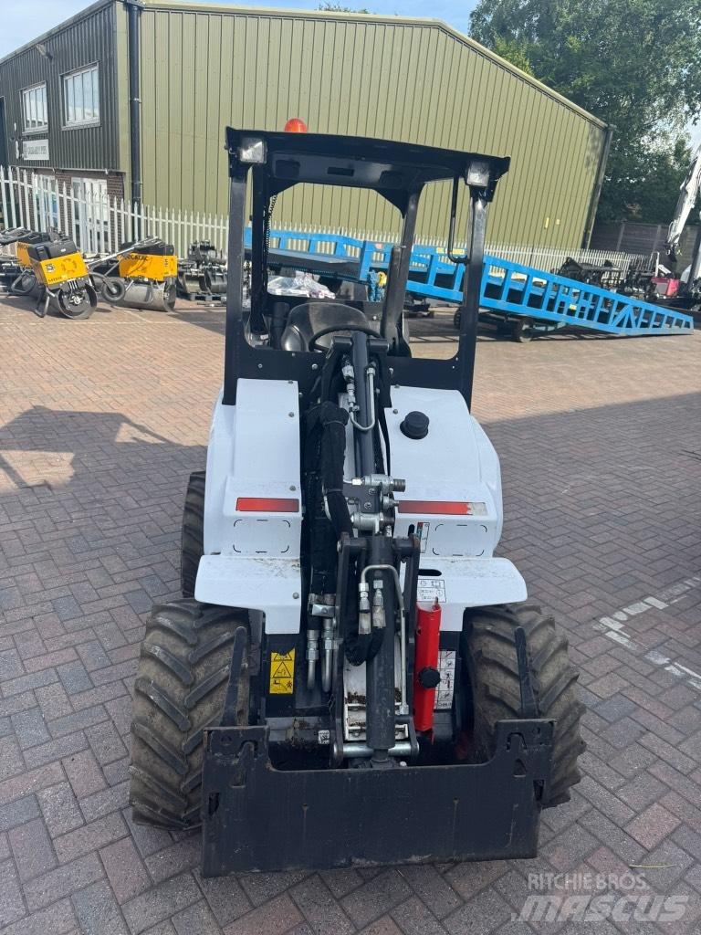 Bobcat L 28 Mini yükleyiciler