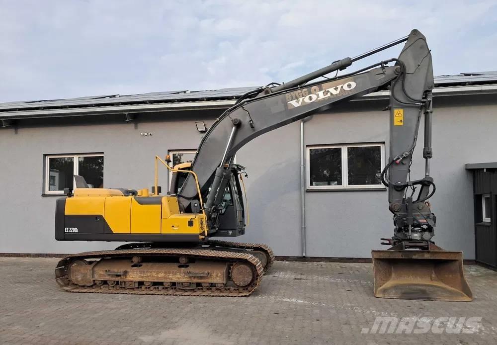 Volvo EC 220 DL Paletli ekskavatörler