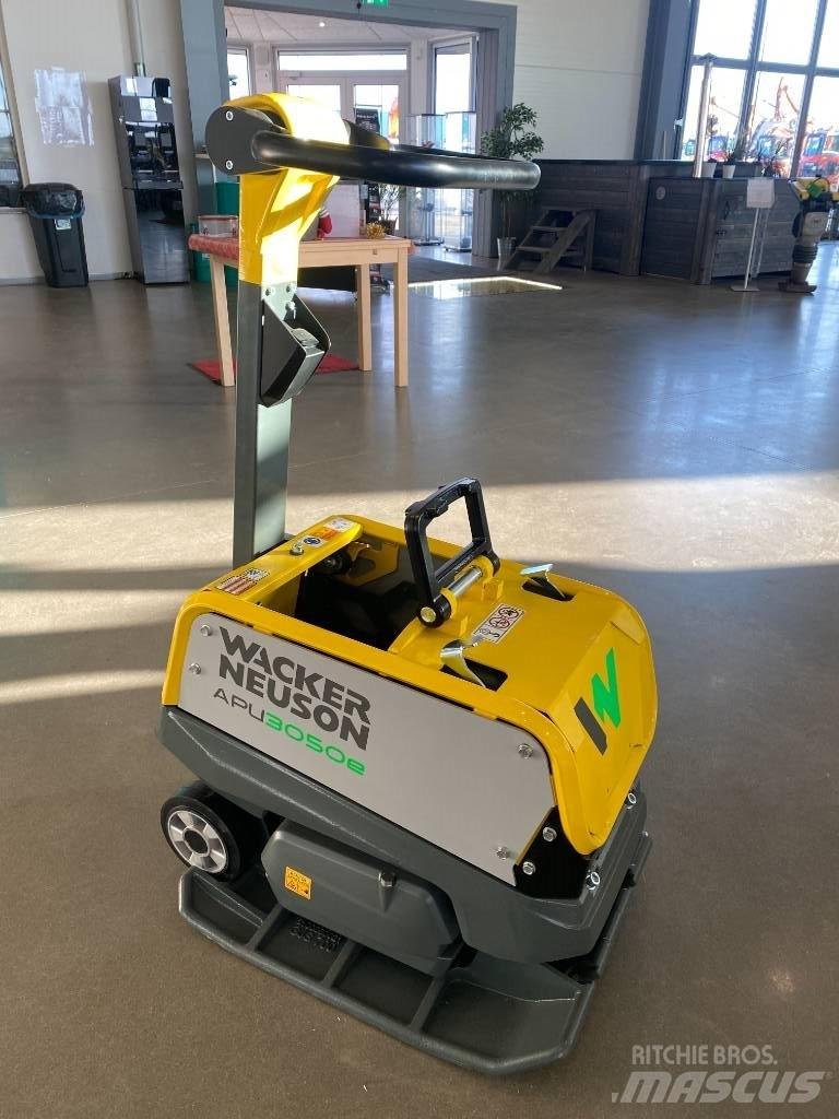 Wacker Neuson 3050 Kompaktörler