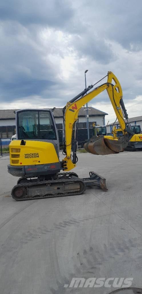 Wacker Neuson ET 35 Paletli ekskavatörler
