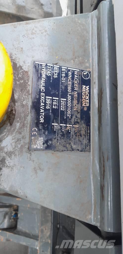 Wacker Neuson ET 35 Paletli ekskavatörler