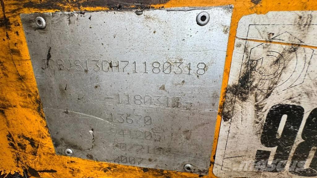 JCB JS 130 LC + JAK300 Paletli ekskavatörler